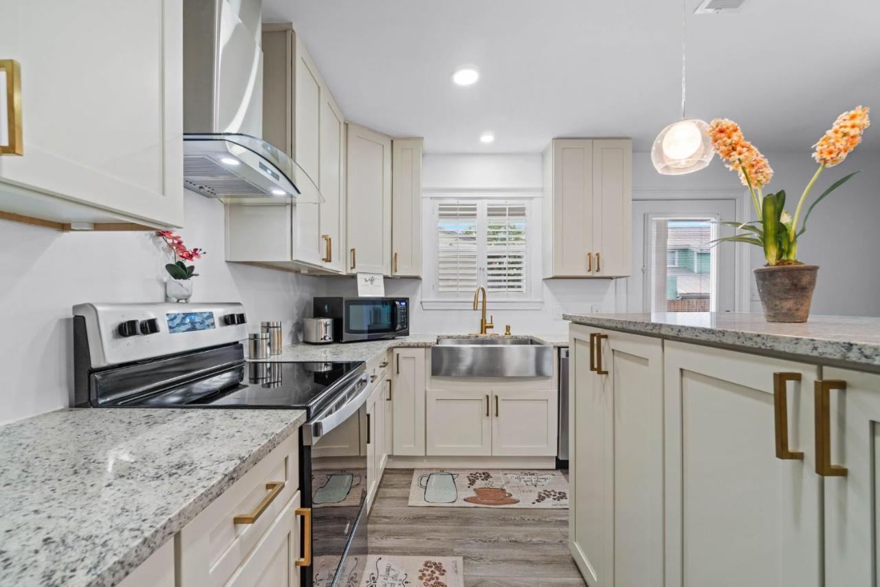 דסטין Helena'S Place, Fully Renovated Exclusive End Unit Townhouse מראה חיצוני תמונה