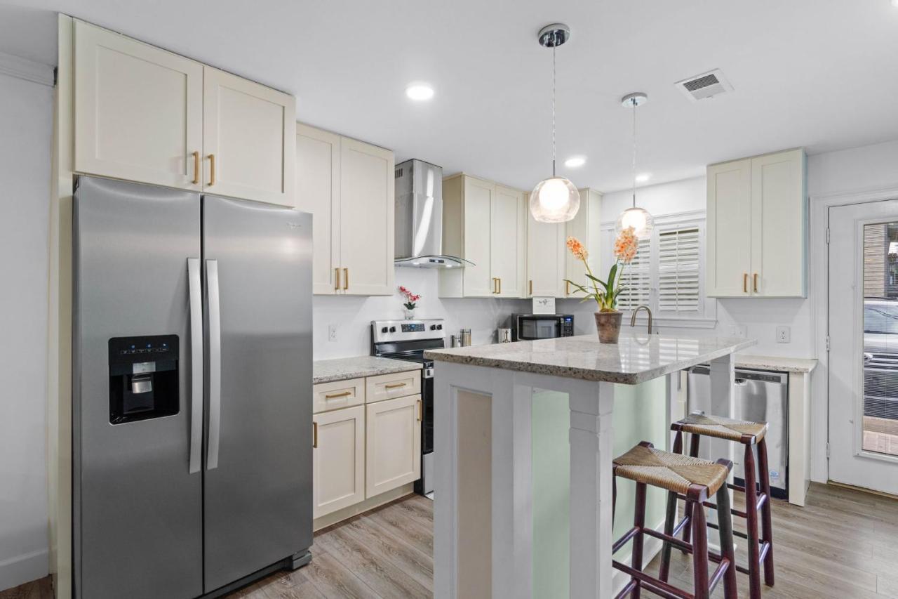 דסטין Helena'S Place, Fully Renovated Exclusive End Unit Townhouse מראה חיצוני תמונה