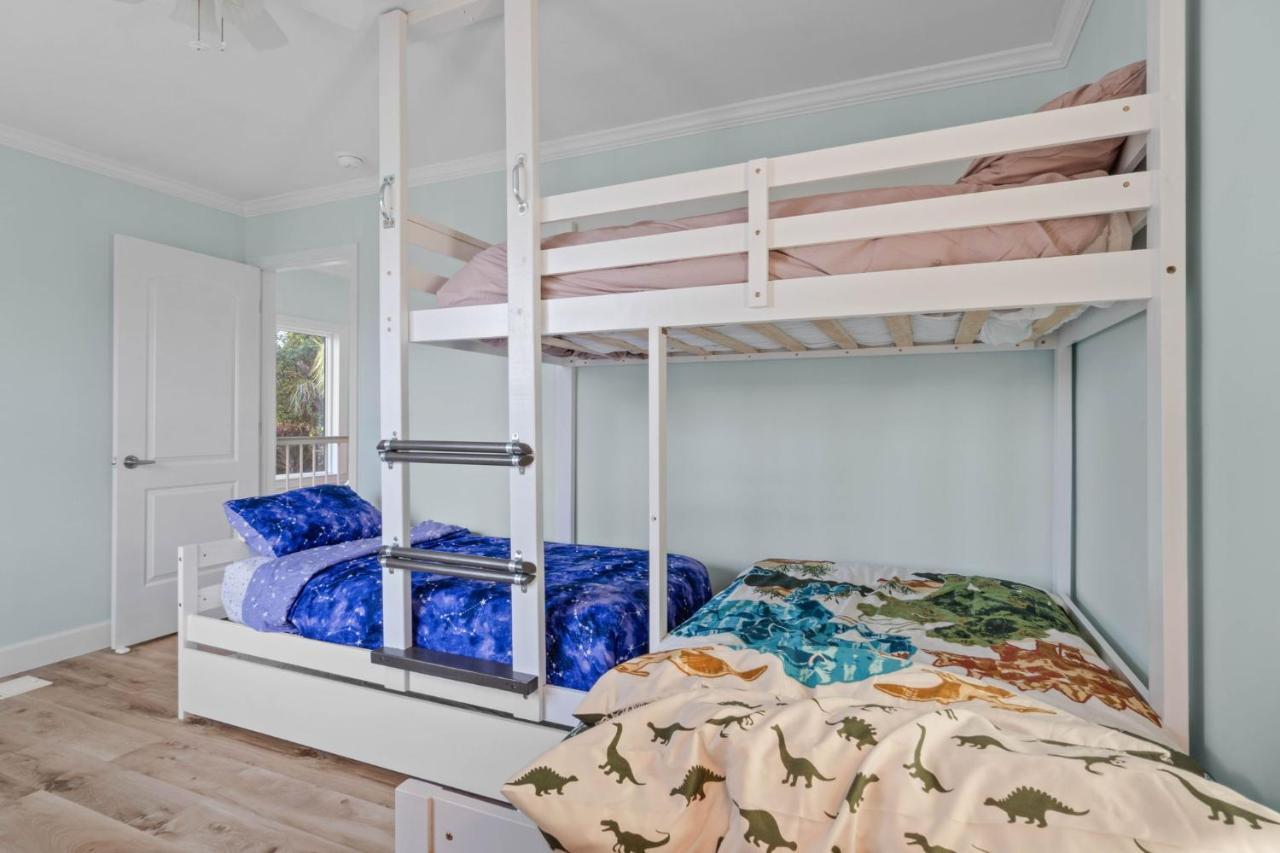 דסטין Helena'S Place, Fully Renovated Exclusive End Unit Townhouse מראה חיצוני תמונה