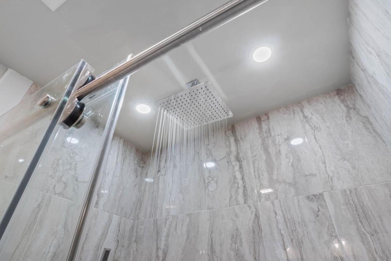 דסטין Helena'S Place, Fully Renovated Exclusive End Unit Townhouse מראה חיצוני תמונה